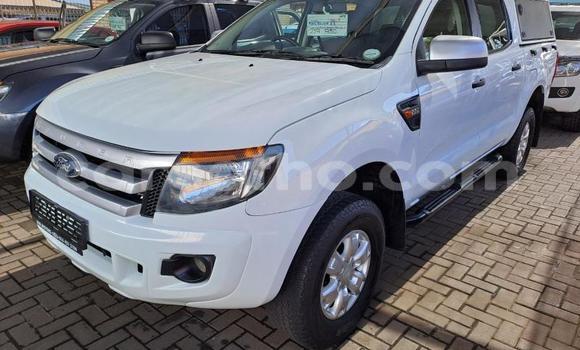 اشتري مستعمل Ford Ranger White سيارة في Maseru في Maseru