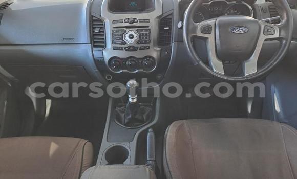 Sayi Na hannu Ford Ranger White Mota in Maseru a Maseru Sayi Na hannu Ford Ranger White Mota in Maseru a Maseru