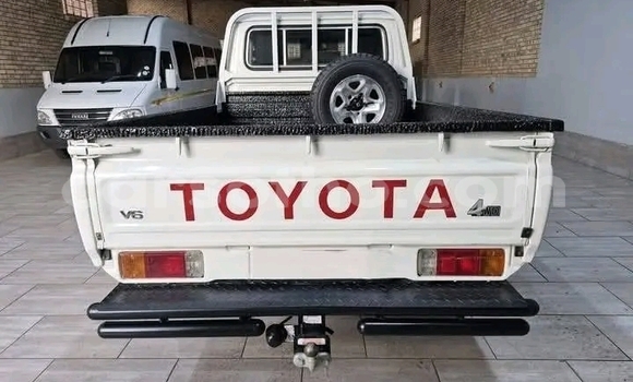 اشتري مستعمل Toyota Land Cruiser White سيارة في Maseru في Maseru اشتري مستعمل Toyota Land Cruiser White سيارة في Maseru في Maseru
