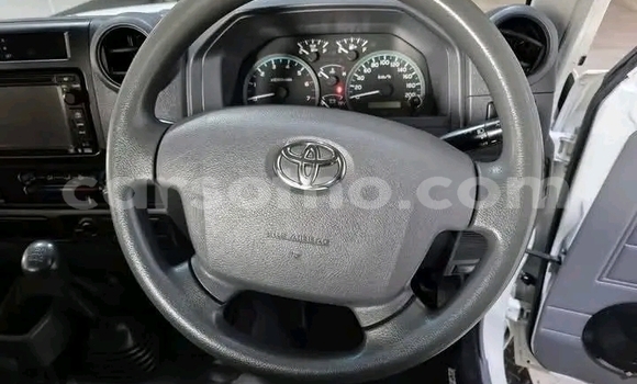 اشتري مستعمل Toyota Land Cruiser White سيارة في Maseru في Maseru اشتري مستعمل Toyota Land Cruiser White سيارة في Maseru في Maseru