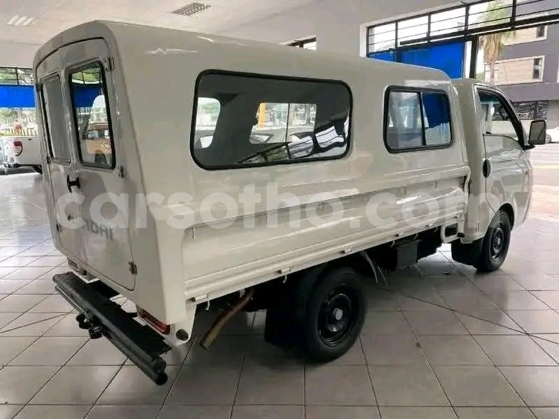 Big with watermark hyundai h1 maseru maseru 29702
