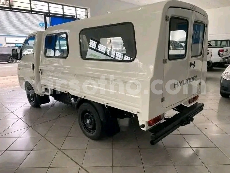 Big with watermark hyundai h1 maseru maseru 29702