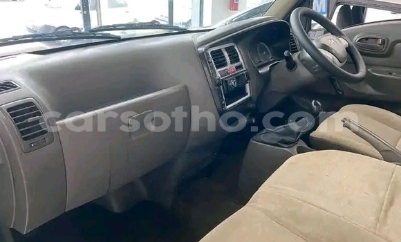 Sayi Na hannu Hyundai H1 White Mota in Maseru a Maseru Sayi Na hannu Hyundai H1 White Mota in Maseru a Maseru