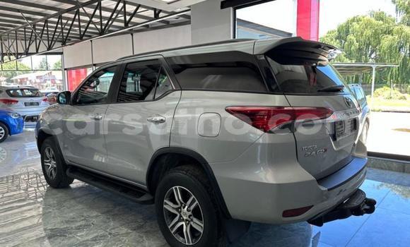 اشتري مستعمل Toyota Fortuner Silver سيارة في Maseru في Maseru اشتري مستعمل Toyota Fortuner Silver سيارة في Maseru في Maseru
