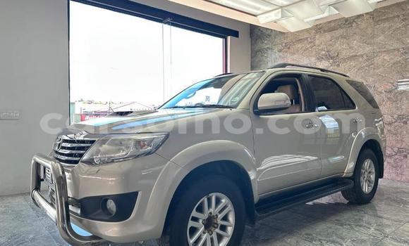 اشتري مستعمل Toyota Fortuner Other سيارة في Maseru في Maseru