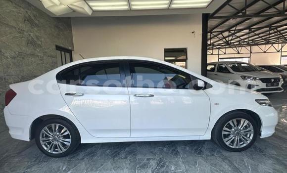اشتري مستعمل Honda Ballade White سيارة في Maseru في Maseru اشتري مستعمل Honda Ballade White سيارة في Maseru في Maseru