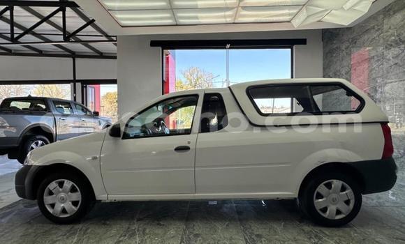 Acheter Occasion Voiture Nissan NV200 Blanc à Maseru, Maseru Acheter Occasion Voiture Nissan NV200 Blanc à Maseru, Maseru