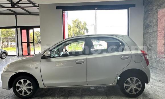 Sayi Na hannu Toyota Etios Silver Mota in Maseru a Maseru Sayi Na hannu Toyota Etios Silver Mota in Maseru a Maseru