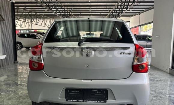 Sayi Na hannu Toyota Etios Silver Mota in Maseru a Maseru Sayi Na hannu Toyota Etios Silver Mota in Maseru a Maseru