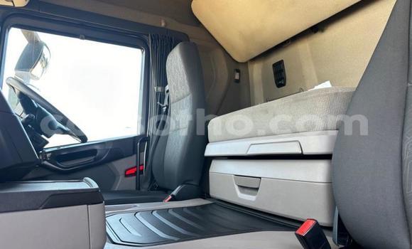 اشتري مستعمل Scania R420 White شاحنة في Maseru في Maseru اشتري مستعمل Scania R420 White شاحنة في Maseru في Maseru