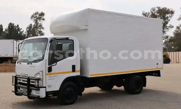 Acheter Occasion Utilitaire Isuzu FTR 850 Blanc à Maseru, Maseru Acheter Occasion Utilitaire Isuzu FTR 850 Blanc à Maseru, Maseru
