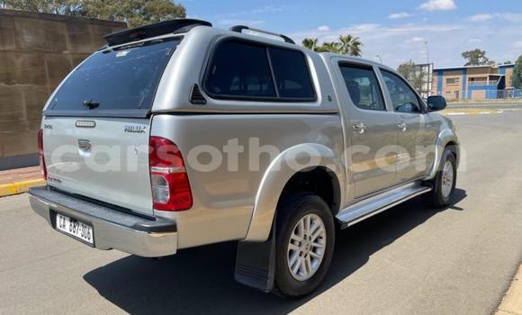 اشتري مستعمل Toyota Hilux Silver سيارة في Maseru في Maseru اشتري مستعمل Toyota Hilux Silver سيارة في Maseru في Maseru