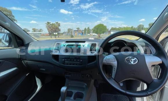 اشتري مستعمل Toyota Hilux Silver سيارة في Maseru في Maseru اشتري مستعمل Toyota Hilux Silver سيارة في Maseru في Maseru