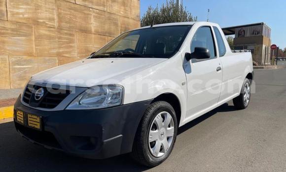 اشتري مستعمل Nissan NP 300 White سيارة في Maseru في Maseru اشتري مستعمل Nissan NP 300 White سيارة في Maseru في Maseru