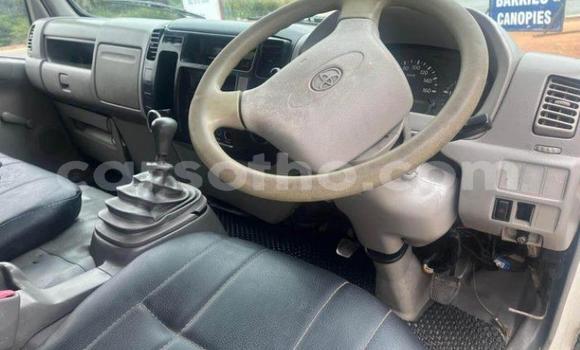 Sayi Na hannu Toyota Dyna White Babbar mota in Maseru a Maseru Sayi Na hannu Toyota Dyna White Babbar mota in Maseru a Maseru