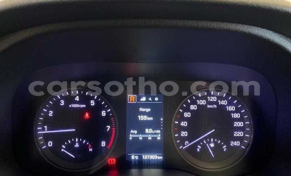 Sayi Na hannu Hyundai Tucson Brown Mota in Maseru a Maseru Sayi Na hannu Hyundai Tucson Brown Mota in Maseru a Maseru