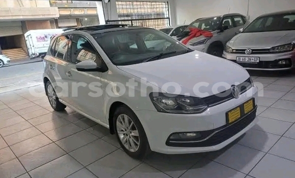 Sayi Na hannu Volkswagen Polo White Mota in Maseru a Maseru Sayi Na hannu Volkswagen Polo White Mota in Maseru a Maseru