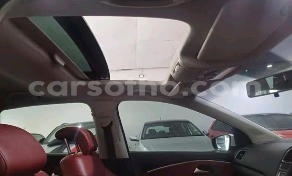 Sayi Na hannu Volkswagen Polo White Mota in Maseru a Maseru Sayi Na hannu Volkswagen Polo White Mota in Maseru a Maseru