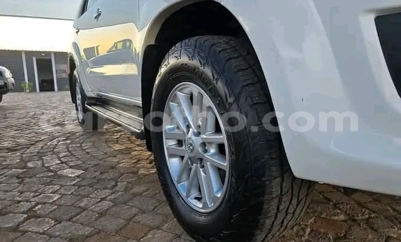 Acheter Occasion Voiture Toyota Fortuner Blanc à Maseru, Maseru Acheter Occasion Voiture Toyota Fortuner Blanc à Maseru, Maseru