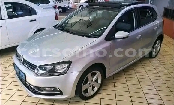 Sayi Na hannu Volkswagen Polo Silver Mota in Maseru a Maseru Sayi Na hannu Volkswagen Polo Silver Mota in Maseru a Maseru