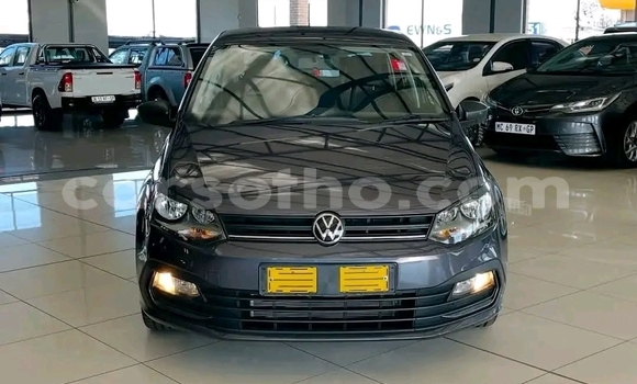 Sayi Na hannu Volkswagen Polo Silver Mota in Maseru a Maseru Sayi Na hannu Volkswagen Polo Silver Mota in Maseru a Maseru