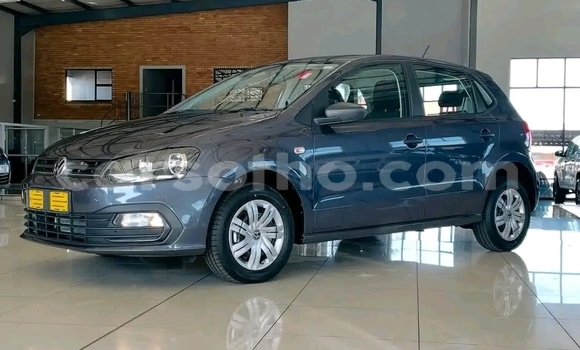 Sayi Na hannu Volkswagen Polo Silver Mota in Maseru a Maseru Sayi Na hannu Volkswagen Polo Silver Mota in Maseru a Maseru