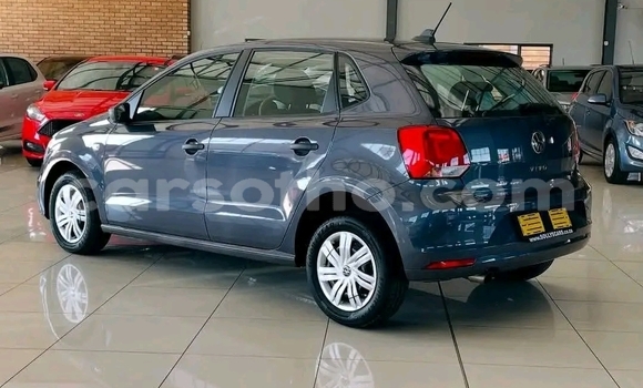 Sayi Na hannu Volkswagen Polo Silver Mota in Maseru a Maseru Sayi Na hannu Volkswagen Polo Silver Mota in Maseru a Maseru