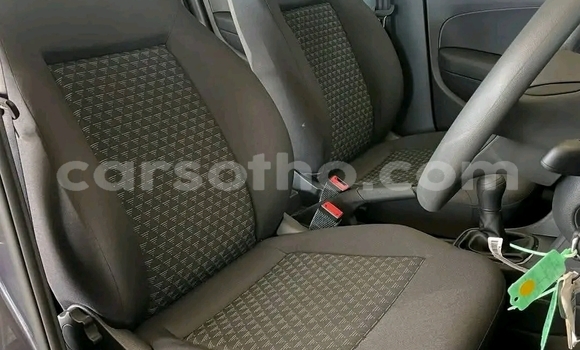 Sayi Na hannu Volkswagen Polo Silver Mota in Maseru a Maseru Sayi Na hannu Volkswagen Polo Silver Mota in Maseru a Maseru
