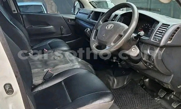 Buy Used Toyota Hiace White Car in Maseru in Maseru Buy Used Toyota Hiace White Car in Maseru in Maseru