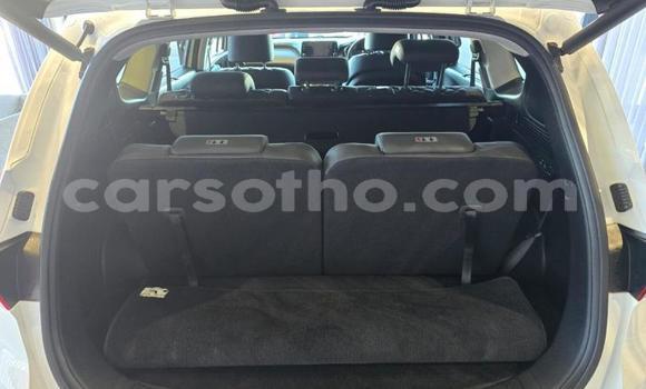 Sayi Na hannu Hyundai Santa Fe White Mota in Maseru a Maseru Sayi Na hannu Hyundai Santa Fe White Mota in Maseru a Maseru