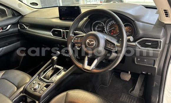 Sayi Na hannu Mazda CX-5 White Mota in Maseru a Maseru Sayi Na hannu Mazda CX-5 White Mota in Maseru a Maseru