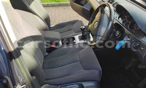 Sayi Na hannu Volkswagen Passat Blue Mota in Roma a Maseru Sayi Na hannu Volkswagen Passat Blue Mota in Roma a Maseru