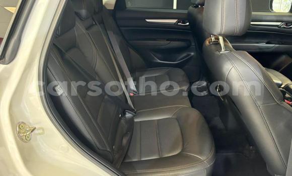 Sayi Na hannu Mazda CX-5 White Mota in Maseru a Maseru Sayi Na hannu Mazda CX-5 White Mota in Maseru a Maseru