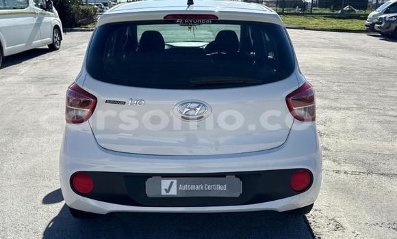 Sayi Na hannu Hyundai i10 White Mota in Maseru a Maseru Sayi Na hannu Hyundai i10 White Mota in Maseru a Maseru