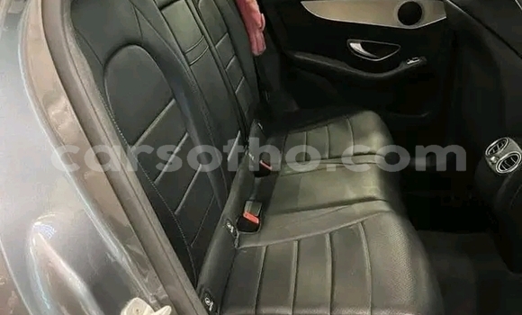 اشتري مستعمل Mercedes Viano Silver سيارة في Maseru في Maseru اشتري مستعمل Mercedes Viano Silver سيارة في Maseru في Maseru