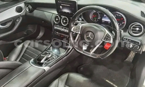 Acheter Occasion Voiture Mercedes-Benz C–Class Blanc à Maseru, Maseru Acheter Occasion Voiture Mercedes-Benz C–Class Blanc à Maseru, Maseru