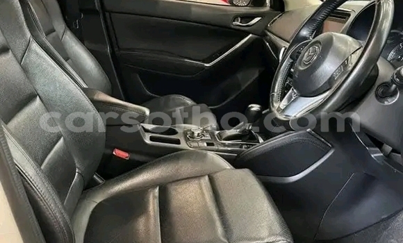 Sayi Na hannu Mazda CX-5 White Mota in Maseru a Maseru Sayi Na hannu Mazda CX-5 White Mota in Maseru a Maseru