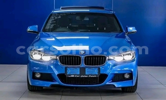 اشتري مستعمل BMW 3–Series Blue سيارة في Maseru في Maseru