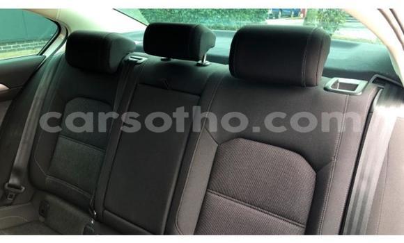 اشتري مستعمل Volkswagen Passat White سيارة في Peka في Leribe اشتري مستعمل Volkswagen Passat White سيارة في Peka في Leribe