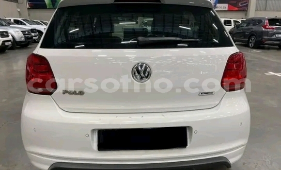 اشتري مستعمل Volkswagen Polo White سيارة في Maseru في Maseru اشتري مستعمل Volkswagen Polo White سيارة في Maseru في Maseru