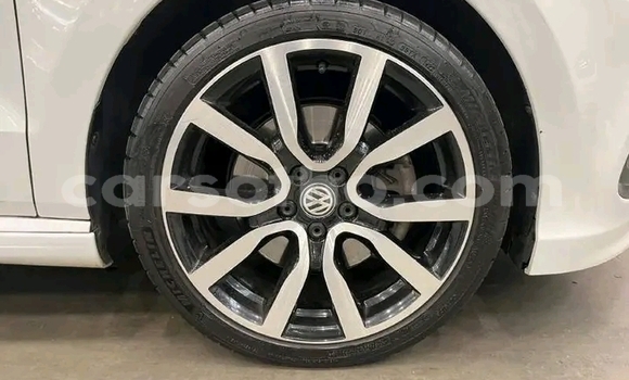 اشتري مستعمل Volkswagen Polo White سيارة في Maseru في Maseru اشتري مستعمل Volkswagen Polo White سيارة في Maseru في Maseru