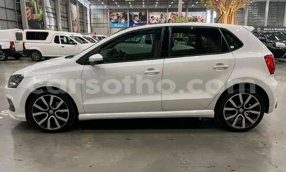 اشتري مستعمل Volkswagen Polo White سيارة في Maseru في Maseru اشتري مستعمل Volkswagen Polo White سيارة في Maseru في Maseru