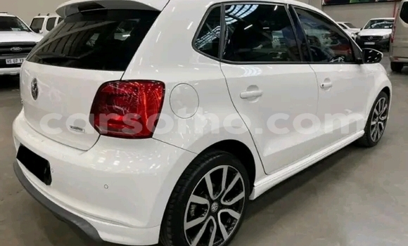 اشتري مستعمل Volkswagen Polo White سيارة في Maseru في Maseru اشتري مستعمل Volkswagen Polo White سيارة في Maseru في Maseru