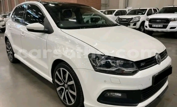 اشتري مستعمل Volkswagen Polo White سيارة في Maseru في Maseru اشتري مستعمل Volkswagen Polo White سيارة في Maseru في Maseru