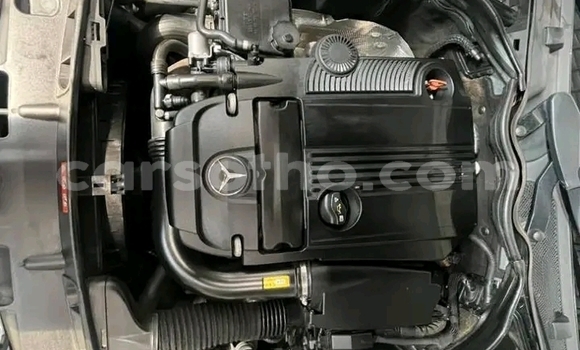 Acheter Occasion Voiture Mercedes-Benz C–Class Blanc à Maseru, Maseru Acheter Occasion Voiture Mercedes-Benz C–Class Blanc à Maseru, Maseru