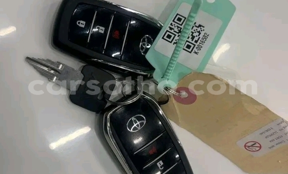Sayi Na hannu Toyota Fortuner White Mota in Maseru a Maseru Sayi Na hannu Toyota Fortuner White Mota in Maseru a Maseru