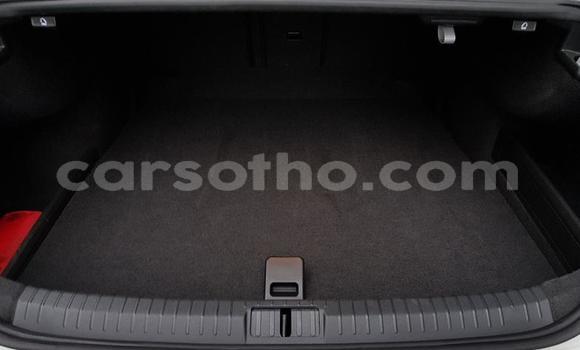 Sayi Na hannu Volkswagen Passat White Mota in Quthing a Butha-Buthe Sayi Na hannu Volkswagen Passat White Mota in Quthing a Butha-Buthe