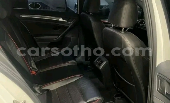 Buy Used Volkswagen Golf White Car in Maseru in Maseru Buy Used Volkswagen Golf White Car in Maseru in Maseru