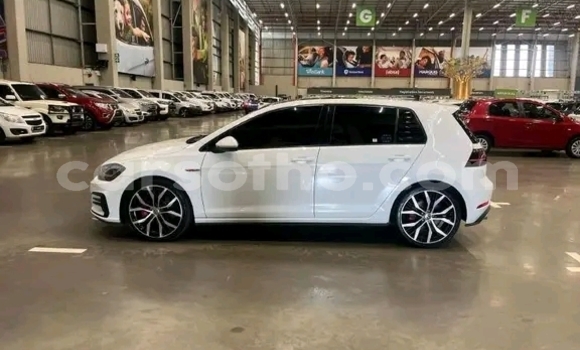 Buy Used Volkswagen Golf White Car in Maseru in Maseru Buy Used Volkswagen Golf White Car in Maseru in Maseru