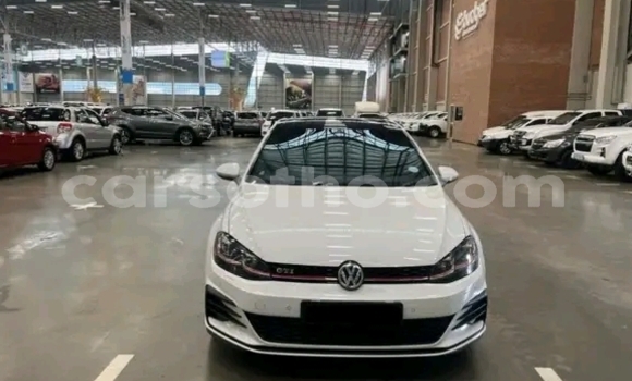 Buy Used Volkswagen Golf White Car in Maseru in Maseru Buy Used Volkswagen Golf White Car in Maseru in Maseru